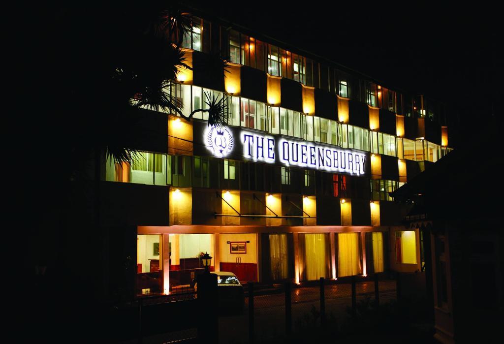 The Queensburry City Hotel Nuwara Eliya Exterior foto